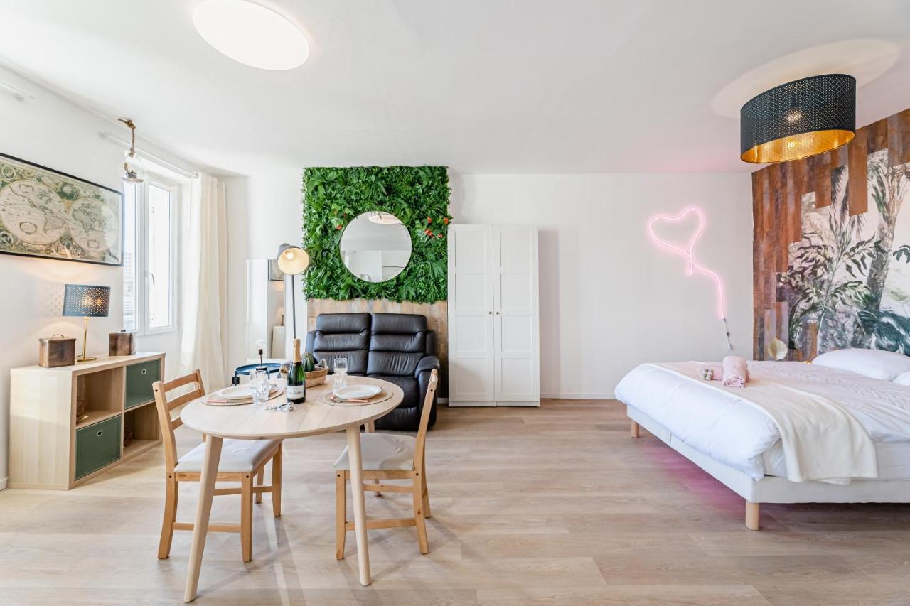 Aurora Lov'Room Proche De Saint Charles Marseille Exterior photo